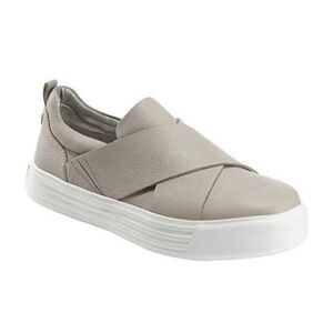 NIB Earth Women’s Rosewood Clary Leather Slip-On Sneakers in Grey (New in Box)